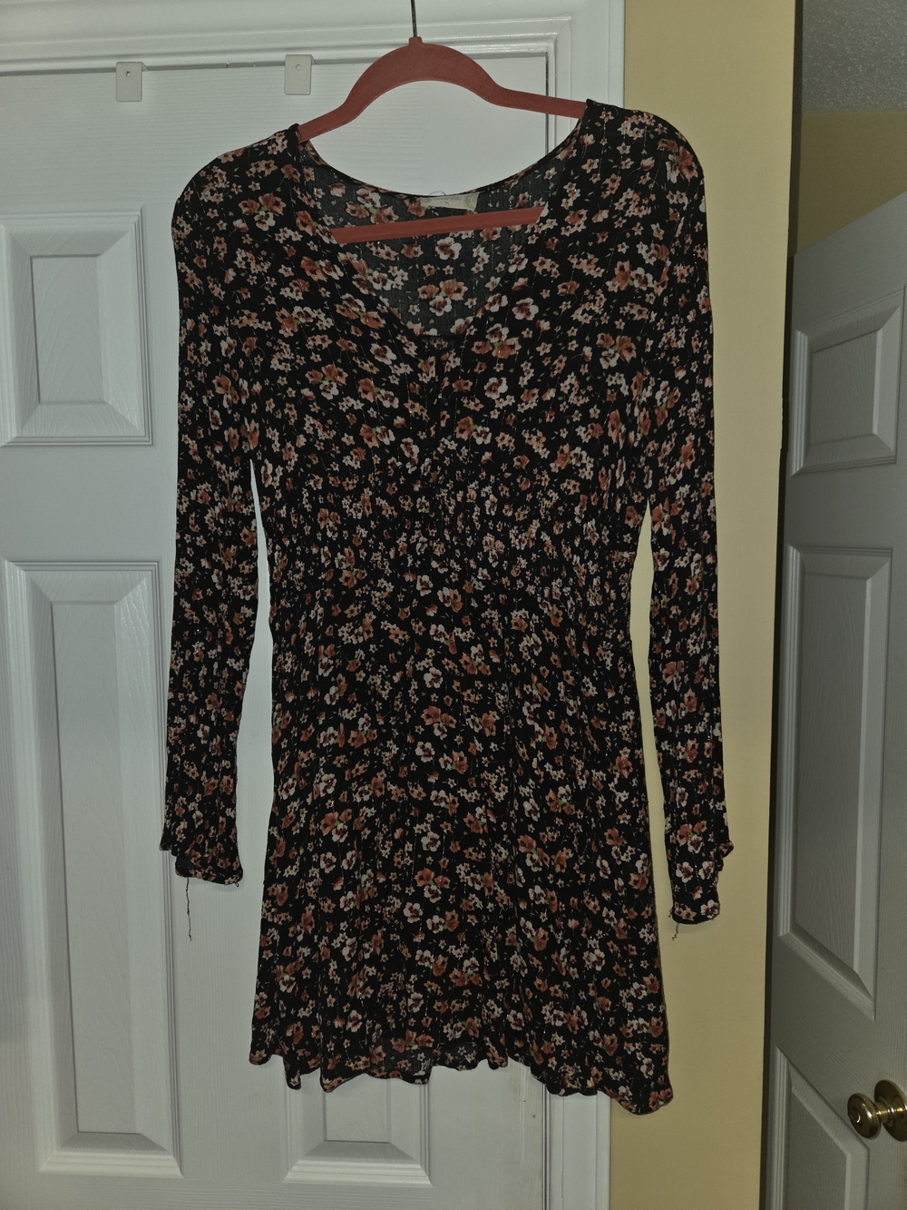 Black Floral Long-Sleeve Mini Dress